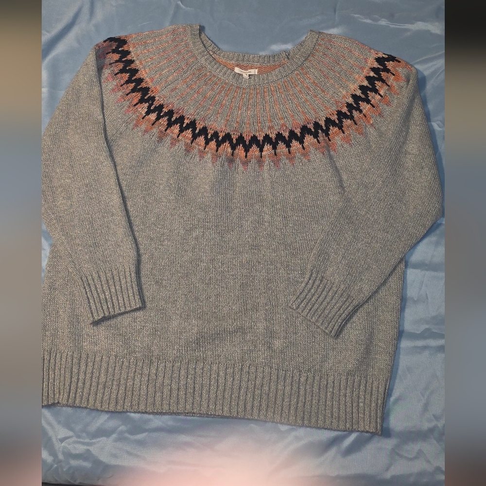 Maurices Light Gray Fair Isle Yoke Crewneck Sweater with Pink & Navy Accents